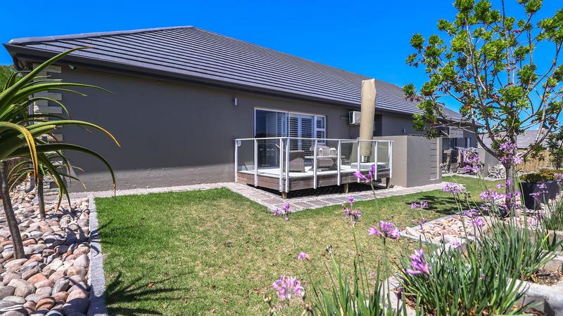 5 Bedroom Property for Sale in Num Num Cape Estate Western Cape